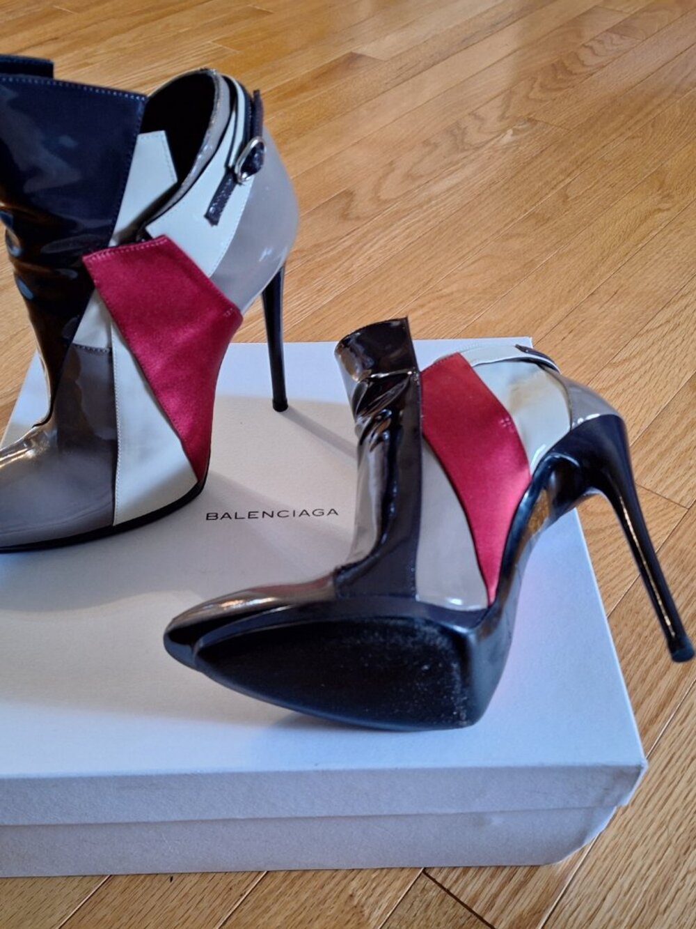 Balenciaga colorblock stiletto booties - Picture 5 of 10